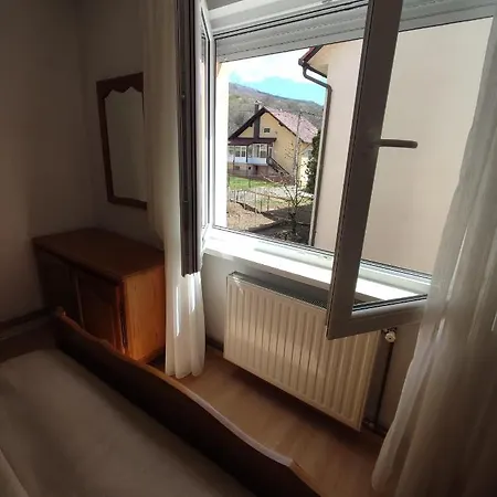 Bor S Velikom Terasom Idealan Za Boravak S Obitelji * Livno