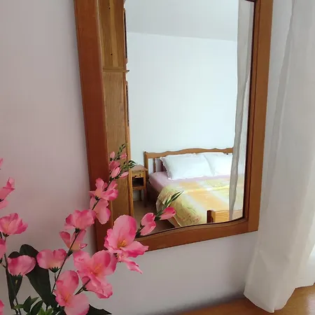 Bor S Velikom Terasom Idealan Za Boravak S Obitelji Livno