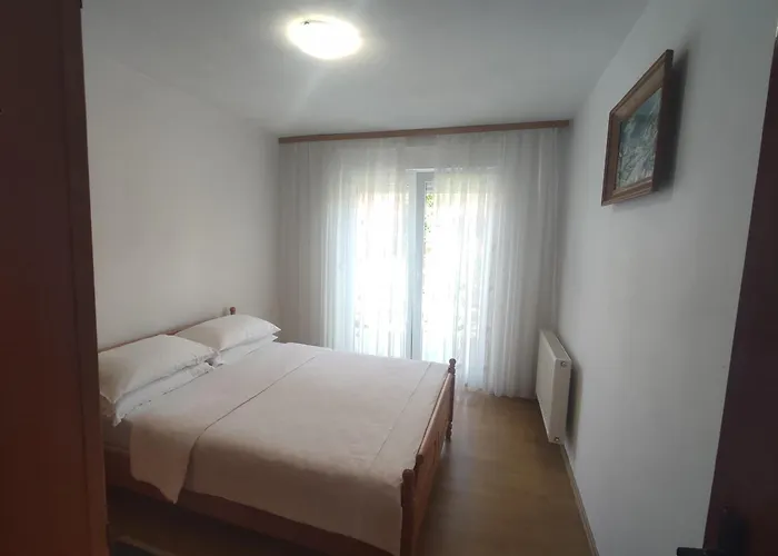 Bor شقة ليفنو